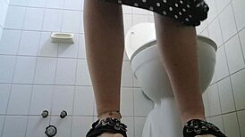 Alternative to the usual pee play: Cute babes in public toilets