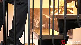 छोटी सौतेली बेटी केन्ज़ी रीव्स को चोदती