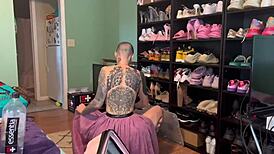 Hey, check dulu twerking in thong and bondage outfit! 😍