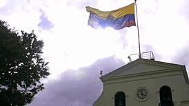 madre latina ecuatoriana cachonda follando duro en casa con victor bloom en estilo vaquera