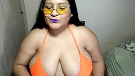 a premium fan video calls me during live webcam broadcast