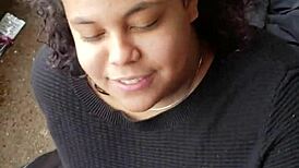 Watch my girlfriend suck my cock in that abandoned house while her friend watches