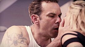 Jessa Rhodes Piper Perri in Blonde Threesome