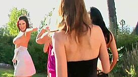 Groupsex Bikini Babes Go Wild!