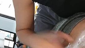 My girlfriend wakes me with a deepthroat blowjob 😍