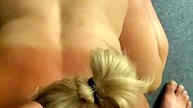 Hotassunicorn gets a facial cumshot 😏