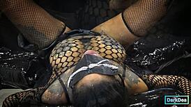 Dark Dea, how do you suck that big white cock so good?