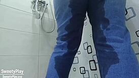 desperate bbw wets jeans in homemade video
