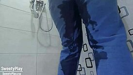 desperate bbw wets jeans in homemade video