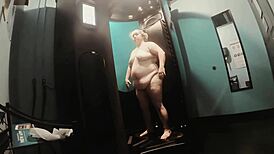 sexy bbw shows off fresh spray tan in remastered clip