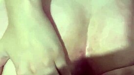 Novinha with White Bum in Amateur Video