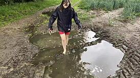 a day in the life of my barefoot feet