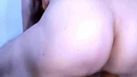 Colegiala estrecha cogidas duro después de la escuela