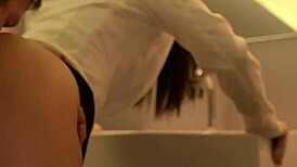 European babe in high definition glamour modeling session