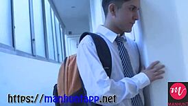 boy gay hookup on manhuntapp net