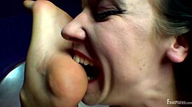 Tarynn and MJ, let's kiss those wrinkled panties and thongs in this lesbian fetish