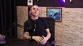 freddy the dogging king eats multiple pussies in bent over positions