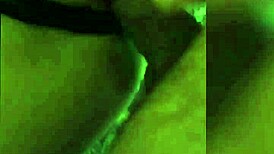 Essa gostosa tem buceta molhada