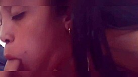 mi amiga chupa verga para ayuda con tarea universitaria