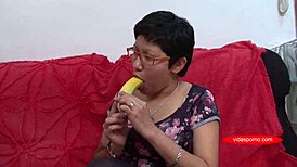 Davinia Star Eats Bananas and Cock in Amateur Scene