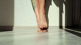 i love these beautiful feet from dominatrix nika