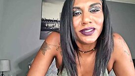 I'm a submissive indian slut givin joi