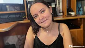 Gamer nerdy dude receives oral attention