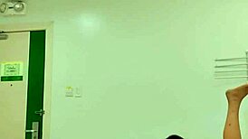 i love the pinay milf and college student scissoring and licking pussies