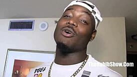 Amateur freaks and sexy stripper queen blue in a reality show.