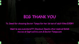 Nurse Tests Gloves For Perfect Fit