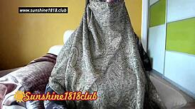 Arabic wife with big boobs in muslim hijab webcam show recording november 16th