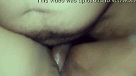 mi hermanastra gime delicioso mientras mi polla le da masaje en su coño grande