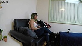 Chatting with envy about her wild casting fuck