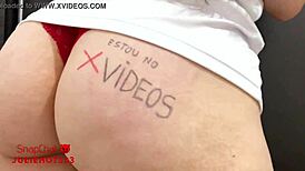 Juliehot33 Slaps Her Curvy Ass Playfully