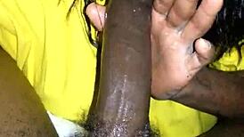 She attempted a deep swallow in amateur video