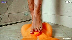 watch this solo footjob in the shower with dildo