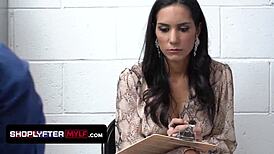 Let Me Lick Your Mature Pussy And Let You Go Home