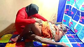 Amateur couple homemade Indian sex in saree