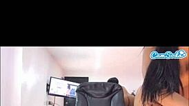 Colombian woman grinds her big ass on the chair