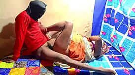 Amateur couple homemade Indian sex in saree