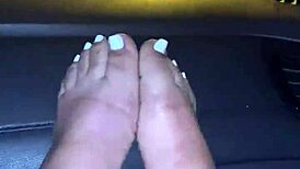 Conversational public feet tease got me staring at those sexy toes and ass