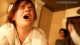 मैंने हर ब्रूटल स्पैंक महसूस किया, एक रॉ रिटुअल जो मुझे टियर करता है टुनाइट।