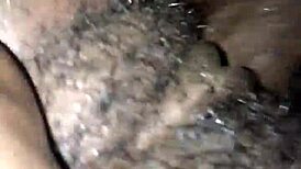 मैं अपने यार को चोद रहा हूं