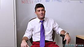 Wow! Handsome muscle gay slams hardcore in wild action!