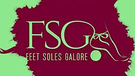 hey Ambia, wanna show off those beautiful 18+ feet and toes?