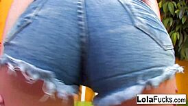 Sexy Lola feels intense pleasure masturbating nude in the green room