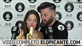 Sara Blonde sucks on creamy banana