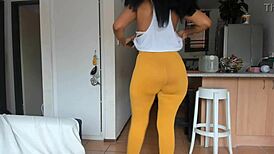 Ebony MILF Teases With Booty Dance In Tight Leggings