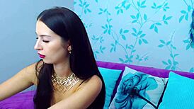 Beautiful cam girl performs sexy webcam show on camrook com