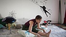 Join my fanclub for nude yoga lessons with big ass russian milf